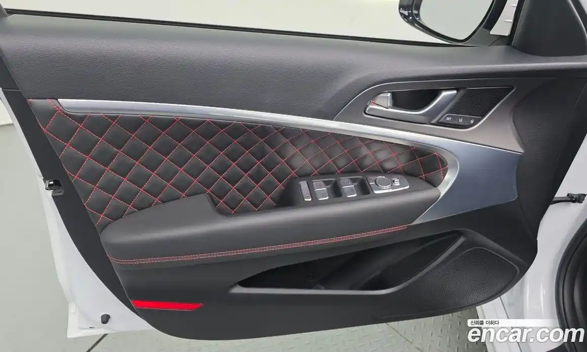 Genesis G70 2023 2.5 гидро в Москве № 2125612, фото 14