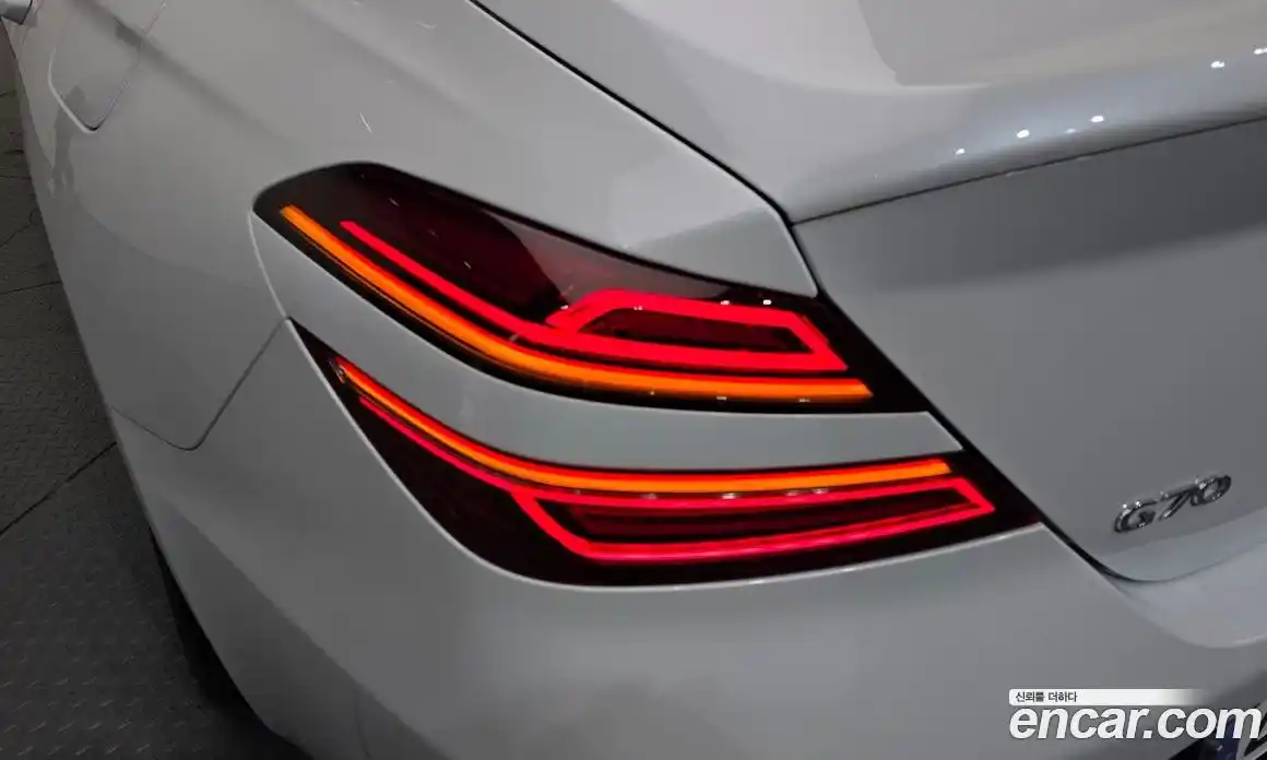 Genesis G70 2023 2.5 гидро в Москве № 2125612, фото 9