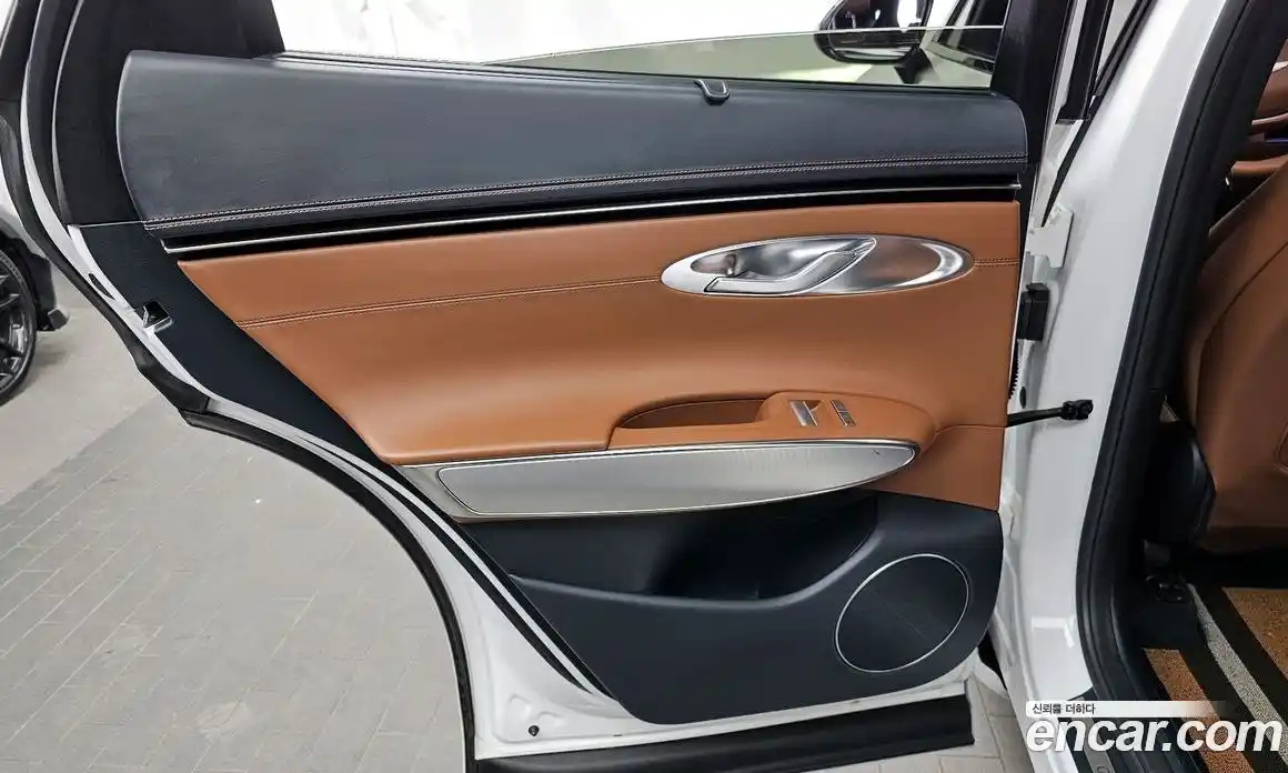 Genesis GV70 2021 2.5 гидро в Москве № 2125752, фото 14