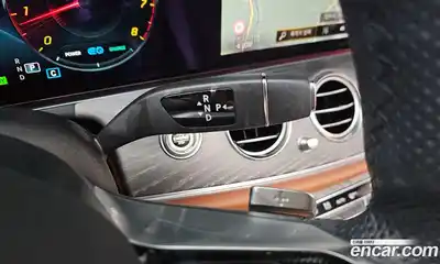 Mercedes-Benz E-Class 2021 2.0 гидро в Москве № 2125796, миниатюра 12