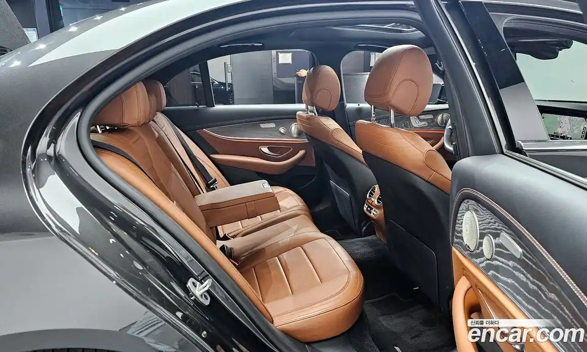 Mercedes-Benz E-Class 2021 2.0 гидро в Москве № 2125796, фото 17