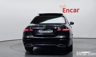 Mercedes-Benz E-Class 2021 2.0 гидро в Москве № 2125796, миниатюра 4