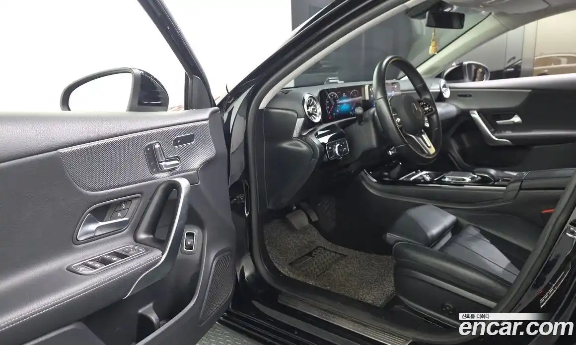 Mercedes-Benz A-Class 2020 2.0 гидро в Москве № 2126526, фото 13