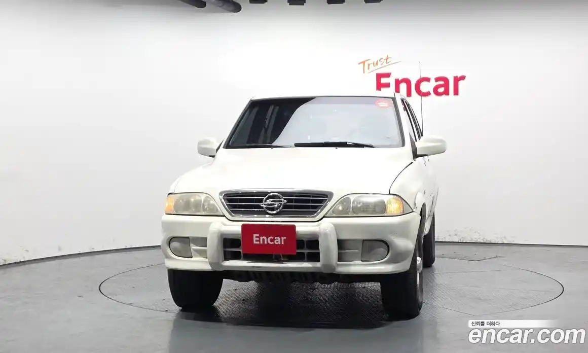 SsangYong Musso 2000 2.3 механика в Москве № 2126936, фото 3
