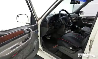SsangYong Musso 2000 2.3 механика в Москве № 2126936, миниатюра 10