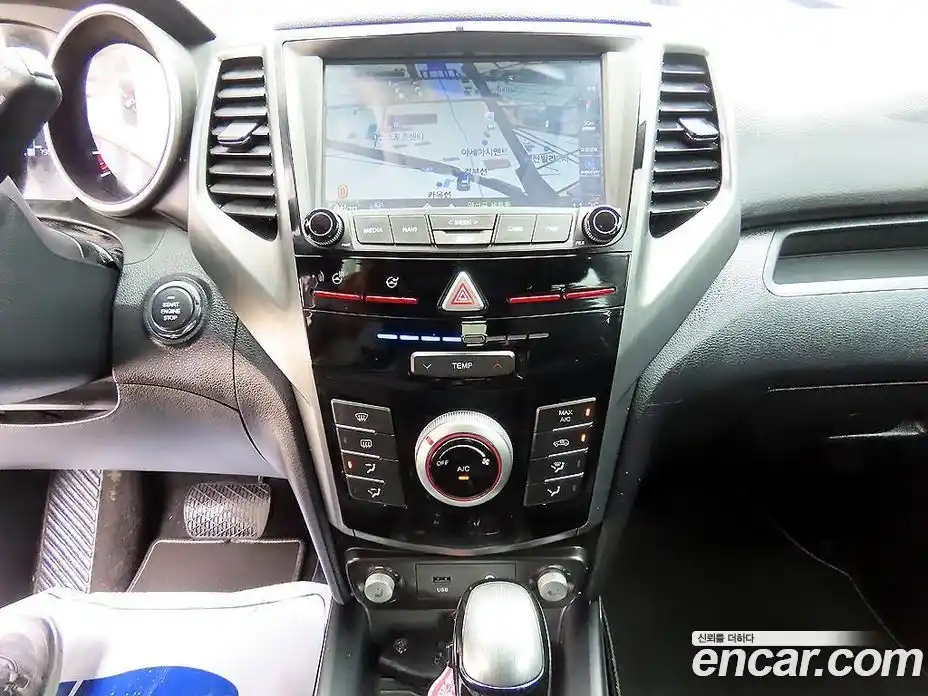 SsangYong TIBOLI 2017 1.6 гидро в Москве № 2127101, фото 13