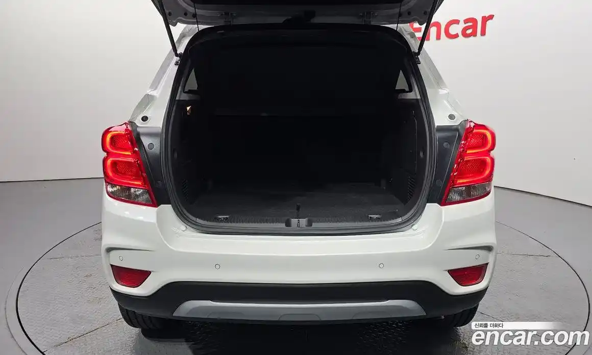 Chevrolet Trax 2018 1.4 гидро в Москве № 2127148, фото 20