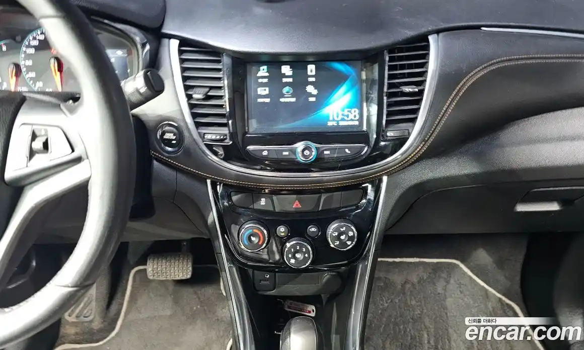 Chevrolet Trax 2018 1.4 гидро в Москве № 2127368, фото 17