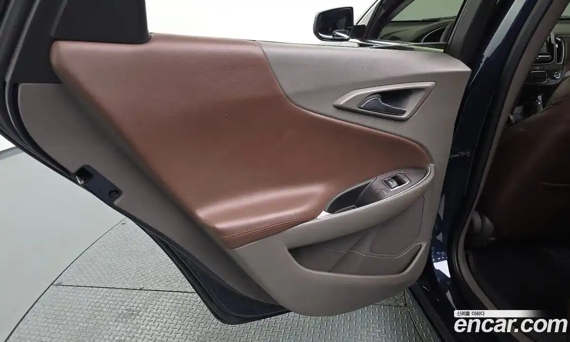 Chevrolet Malibu 2016 1.5 гидро в Москве № 2127415, фото 15