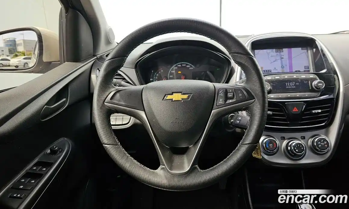 Chevrolet Spark 2016 1.0 гидро в Москве, фото 12