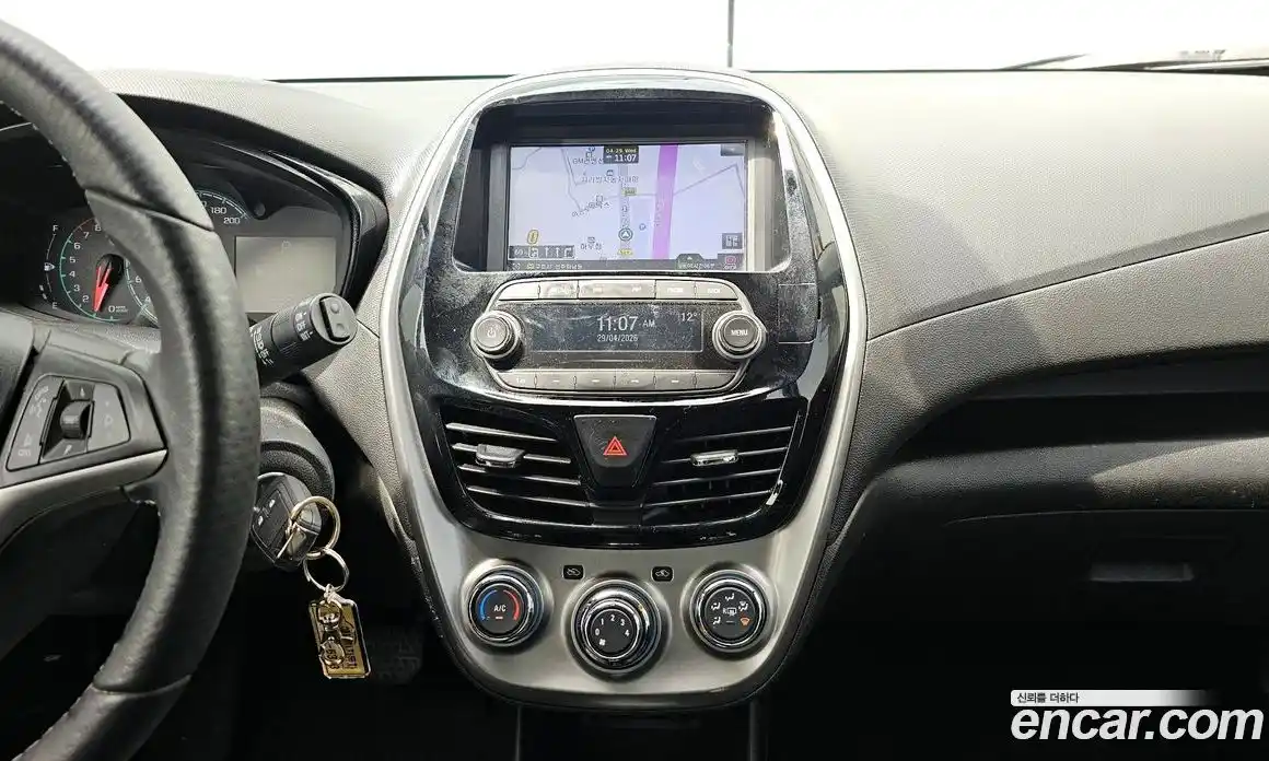 Chevrolet Spark 2016 1.0 гидро в Москве, фото 17