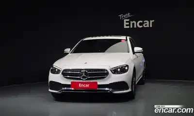 Mercedes-Benz E-Class 2021 2.0 гидро в Москве № 2127624, миниатюра 3