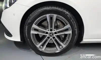 Mercedes-Benz E-Class 2021 2.0 гидро в Москве № 2127624, миниатюра 5