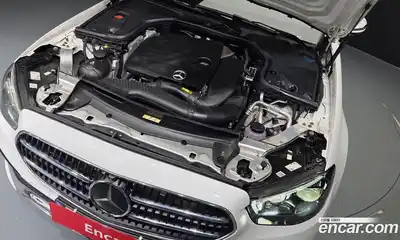 Mercedes-Benz E-Class 2021 2.0 гидро в Москве № 2127624, миниатюра 6