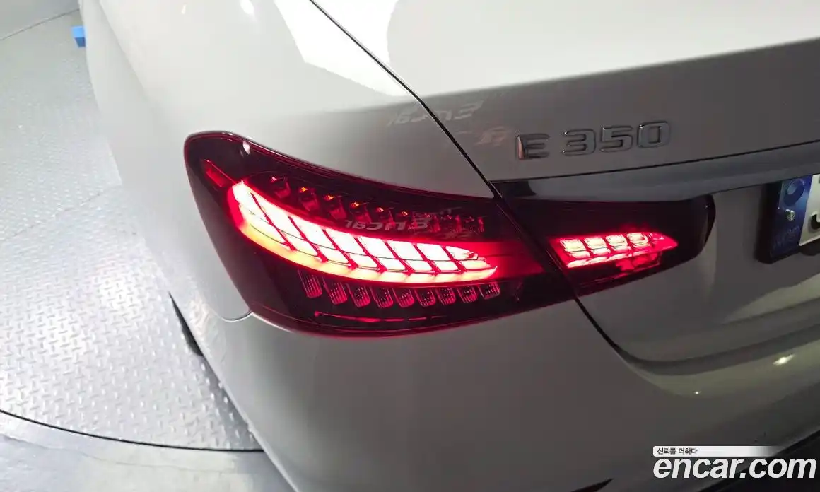 Mercedes-Benz E-Class 2021 2.0 гидро в Москве № 2127624, фото 9