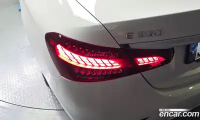 Mercedes-Benz E-Class 2021 2.0 гидро в Москве № 2127624, миниатюра 9