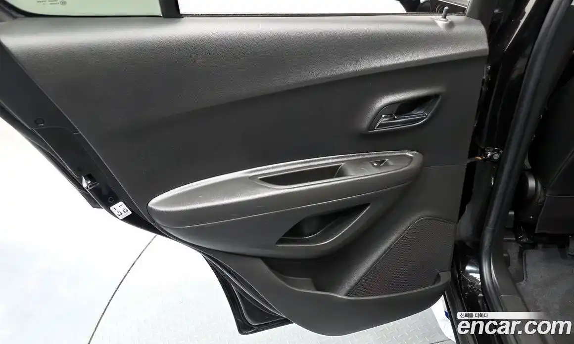 Chevrolet Trax 2019 1.4 гидро в Москве № 2127697, фото 15