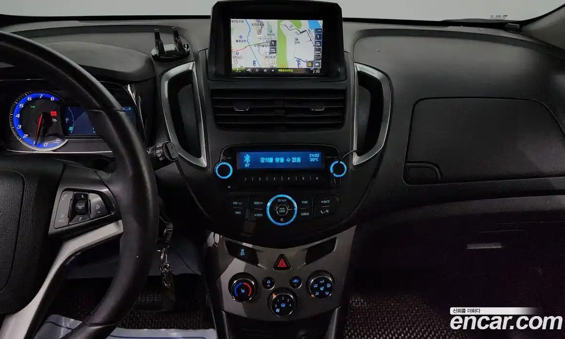 Chevrolet Trax 2015 1.4 гидро в Москве № 2128133, фото 14