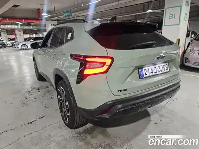 Chevrolet Trax 2023 1.2 гидро в Москве № 2128579, миниатюра 2