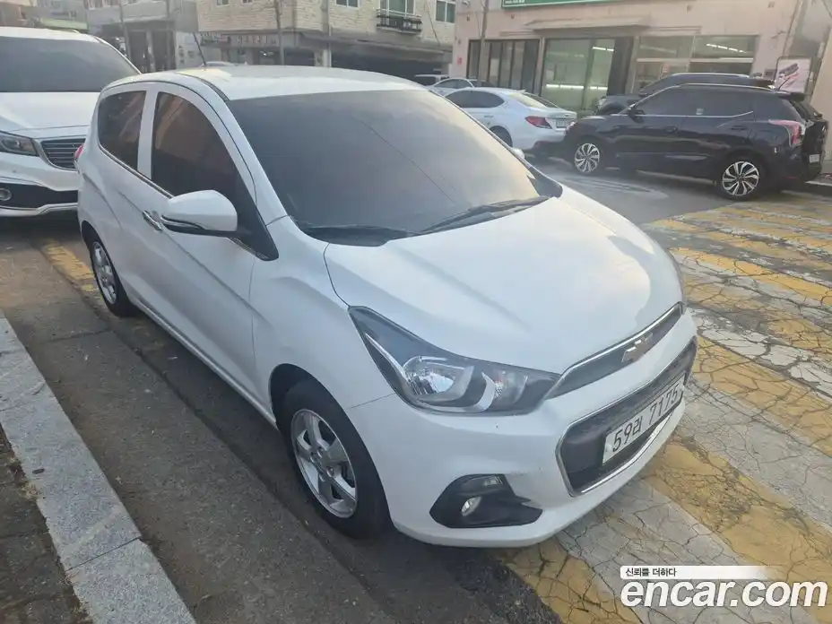 Chevrolet Spark 2017 1.0 гидро в Москве № 2128630, фото 4