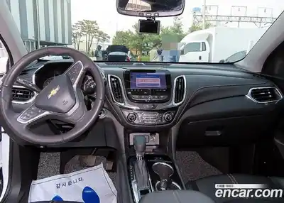 Chevrolet Equinox 2022 1.5 гидро в Москве № 2128636, миниатюра 7
