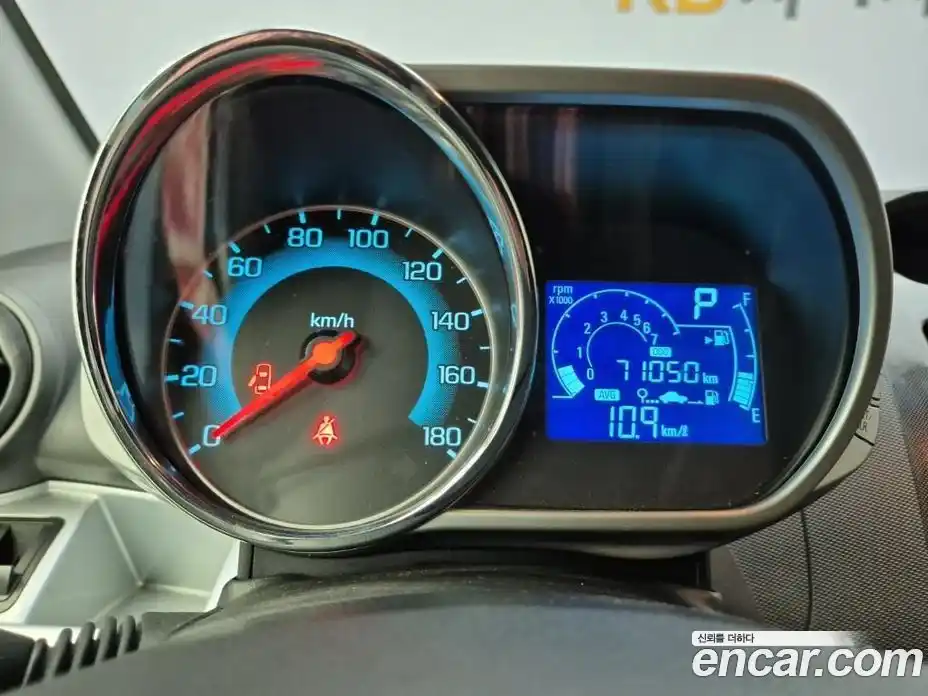 Chevrolet Spark 2013 1.0 гидро в Москве № 2128663, фото 7