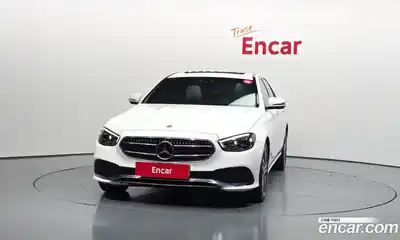 Mercedes-Benz E-Class 2021 2.0 гидро в Москве № 2128812, миниатюра 3