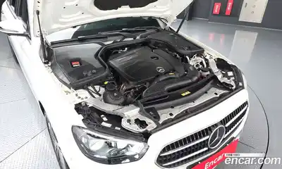 Mercedes-Benz E-Class 2021 2.0 гидро в Москве № 2128812, миниатюра 6