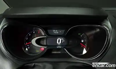 Renault QM3 2016 1.5 гидро в Москве № 2129012, миниатюра 8