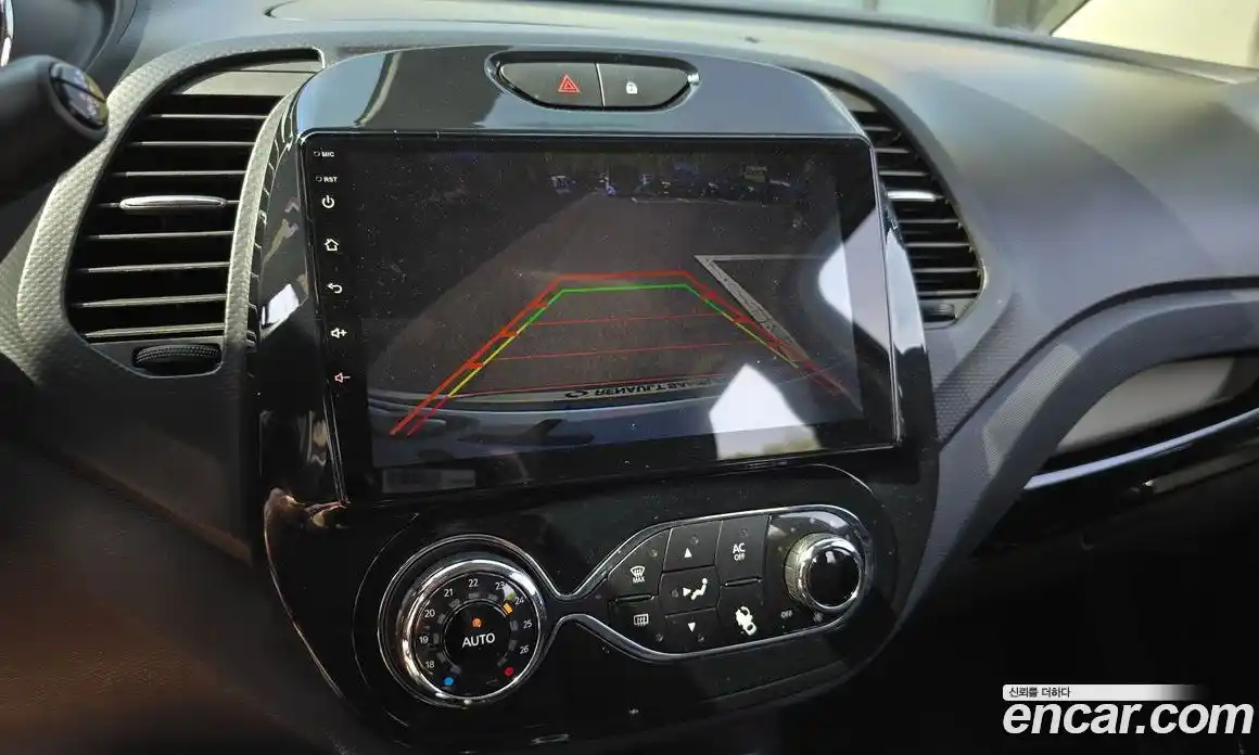 Renault QM3 2015 1.5 гидро в Москве № 2129079, фото 21