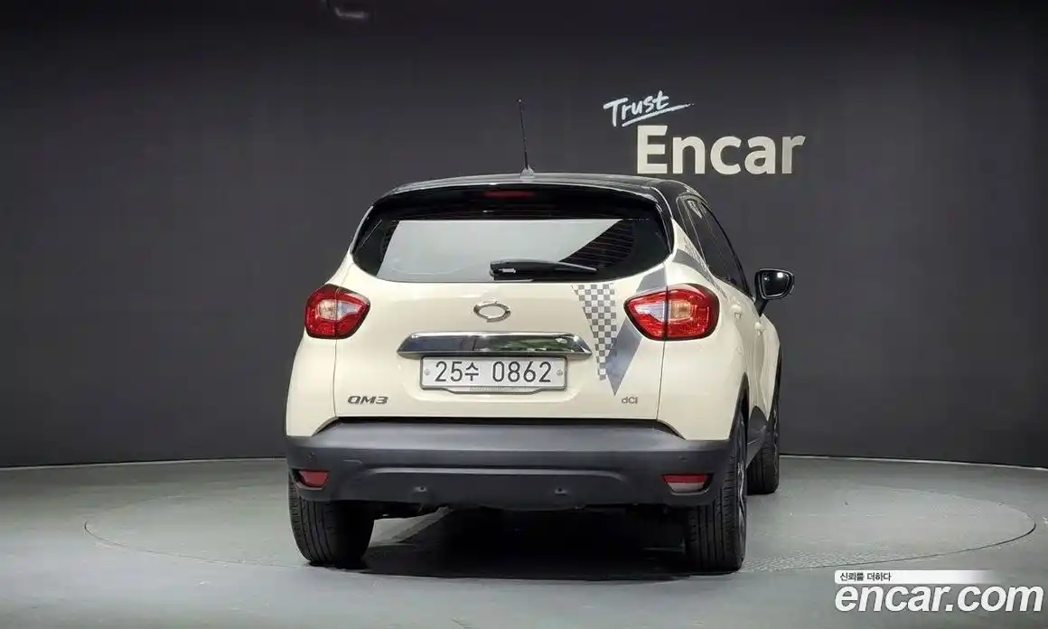 Renault QM3 2015 1.5 гидро в Москве № 2129079, фото 4