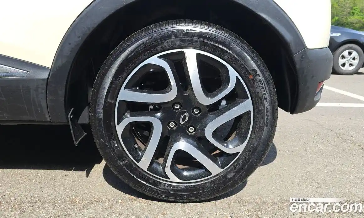 Renault QM3 2015 1.5 гидро в Москве № 2129079, фото 7