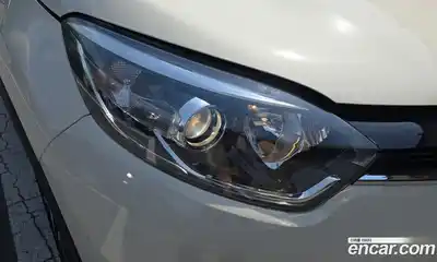 Renault QM3 2015 1.5 гидро в Москве № 2129079, миниатюра 8