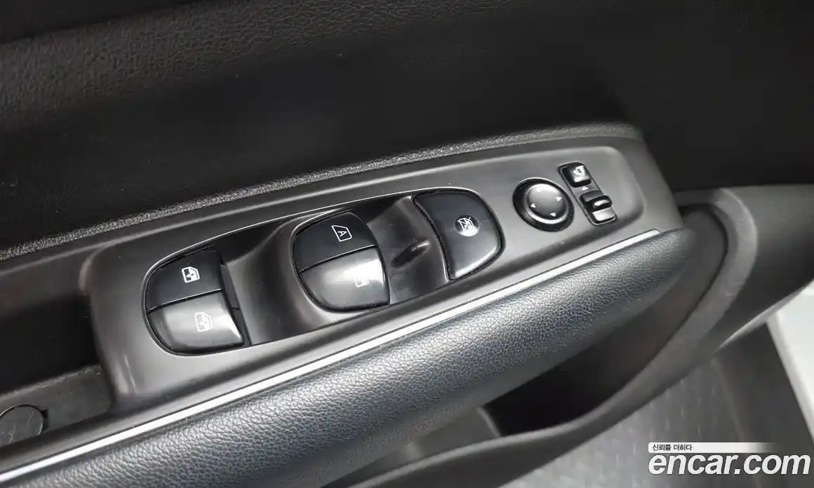 Renault QM6 2018 2.0 гидро в Москве № 2129109, фото 29