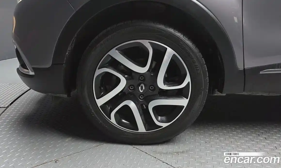 Renault QM3 2017 1.5 гидро в Москве № 2129123, фото 5