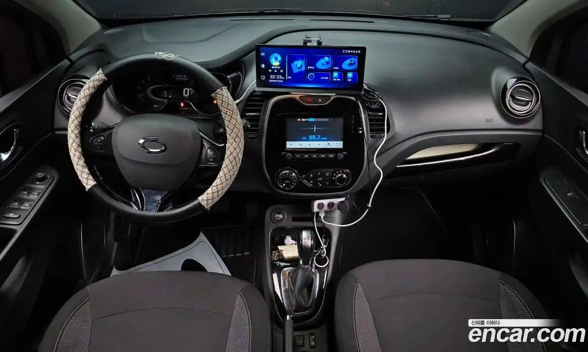 Renault QM3 2017 1.5 гидро в Москве № 2129123, фото 7