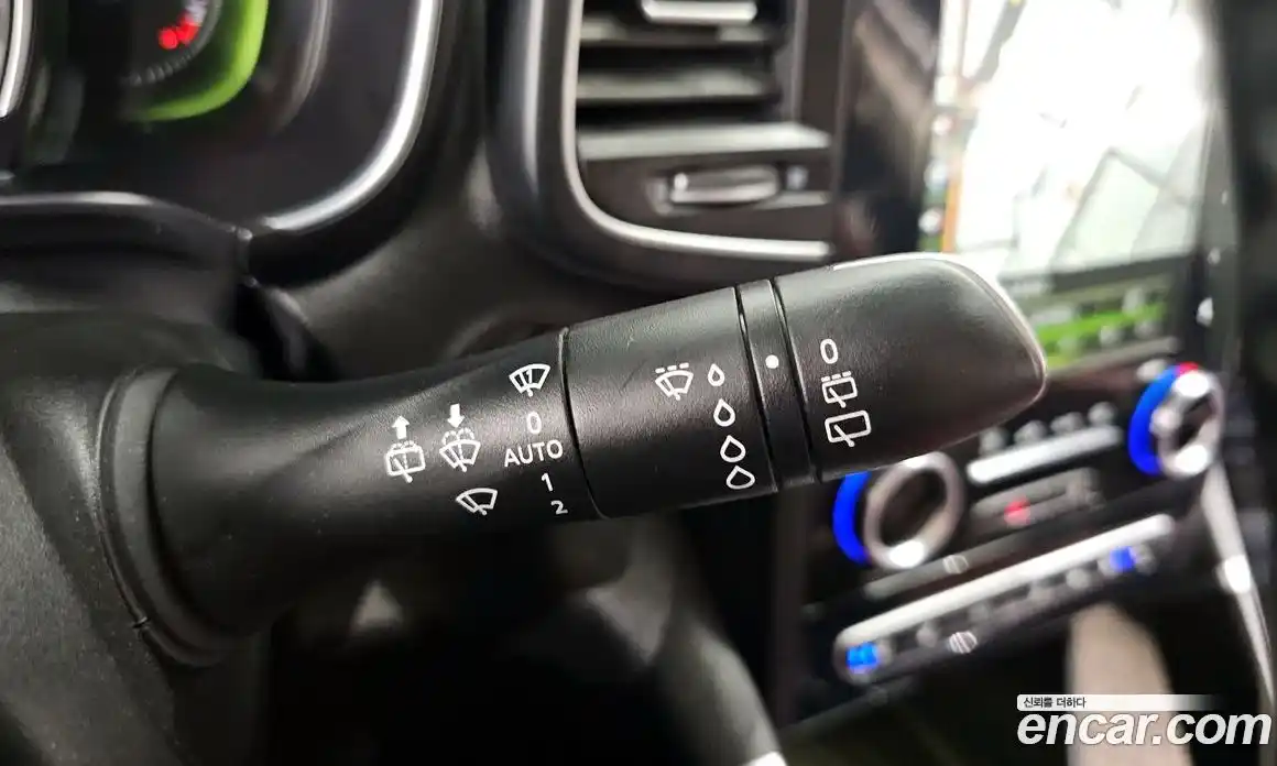 Renault QM6 2017 2.0 гидро в Москве № 2129291, фото 29