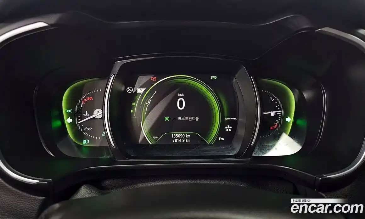 Renault QM6 2017 2.0 гидро в Москве № 2129291, фото 10