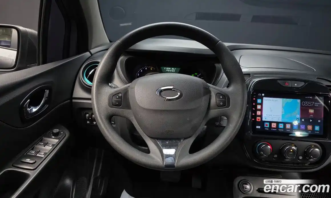 Renault QM3 2016 1.5 гидро в Москве № 2129354, фото 12