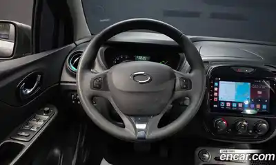 Renault QM3 2016 1.5 гидро в Москве № 2129354, миниатюра 12