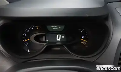 Renault QM3 2016 1.5 гидро в Москве № 2129354, миниатюра 8