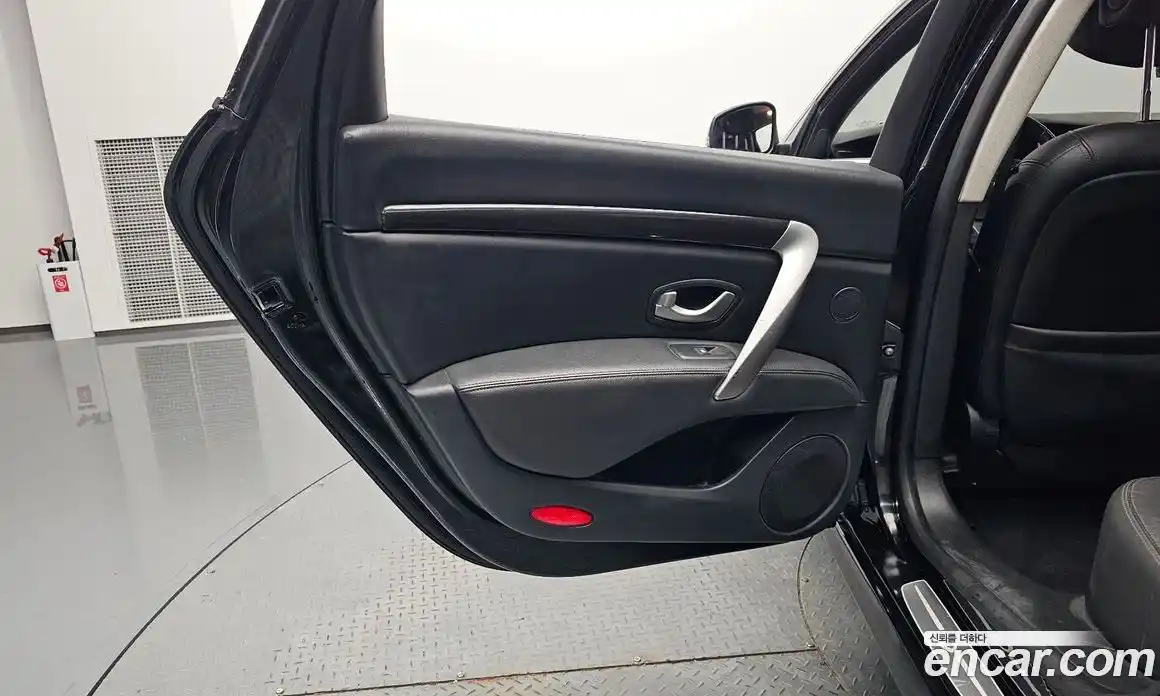 Renault SM7 2017 2.0 гидро в Москве № 2129366, фото 15