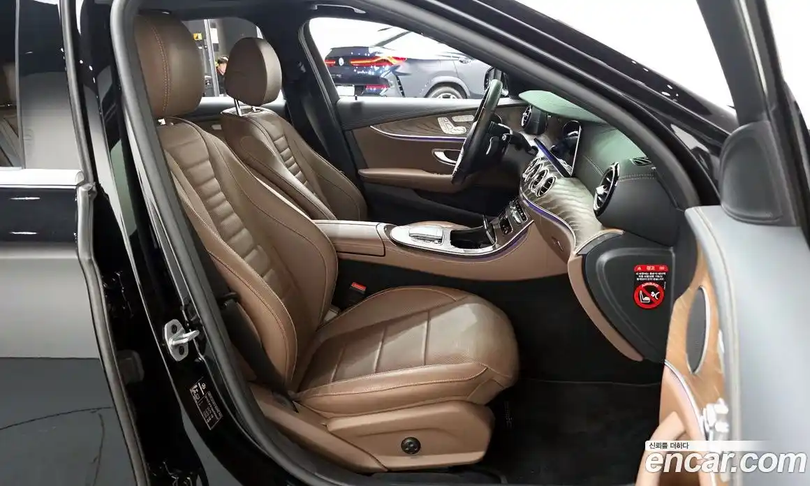 Mercedes-Benz E-Class 2021 2.0 гидро в Москве № 2129500, фото 16