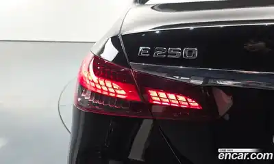 Mercedes-Benz E-Class 2021 2.0 гидро в Москве № 2129500, миниатюра 9