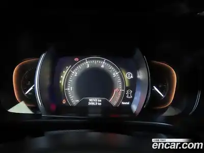 Renault QM6 2019 2.0 гидро в Москве № 2129598, миниатюра 9