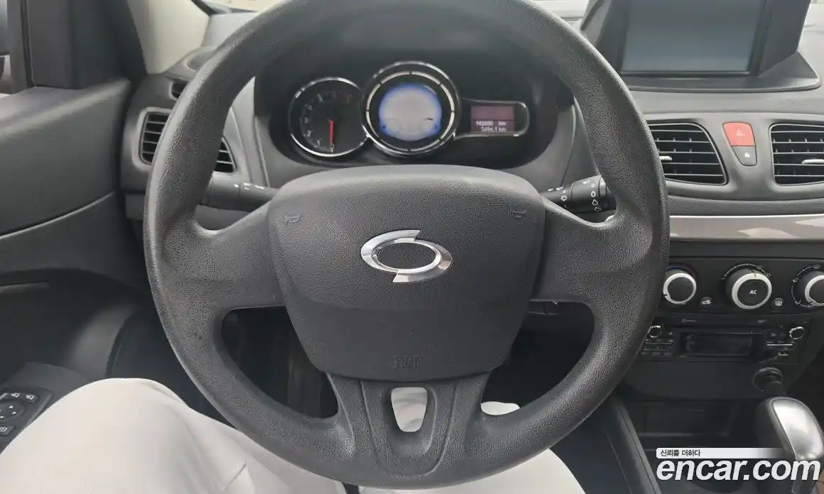 Renault SM3 2014 1.6 гидро в Москве № 2129682, фото 11