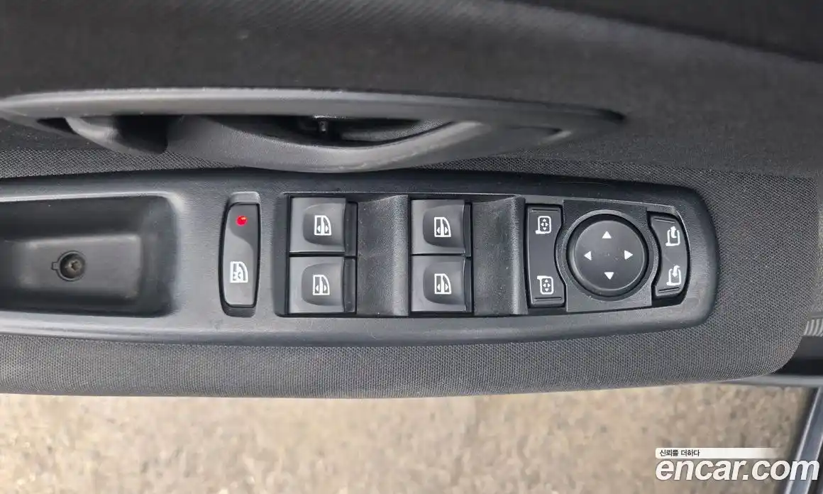 Renault SM3 2014 1.6 гидро в Москве № 2129682, фото 10