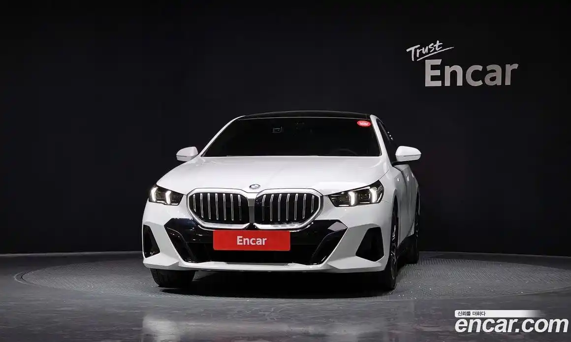 BMW 5-Series 2025 2.0 гидро в Москве № 2129847, фото 3