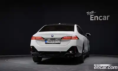 BMW 5-Series 2025 2.0 гидро в Москве № 2129847, миниатюра 4