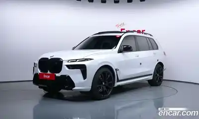 BMW X7, 2025